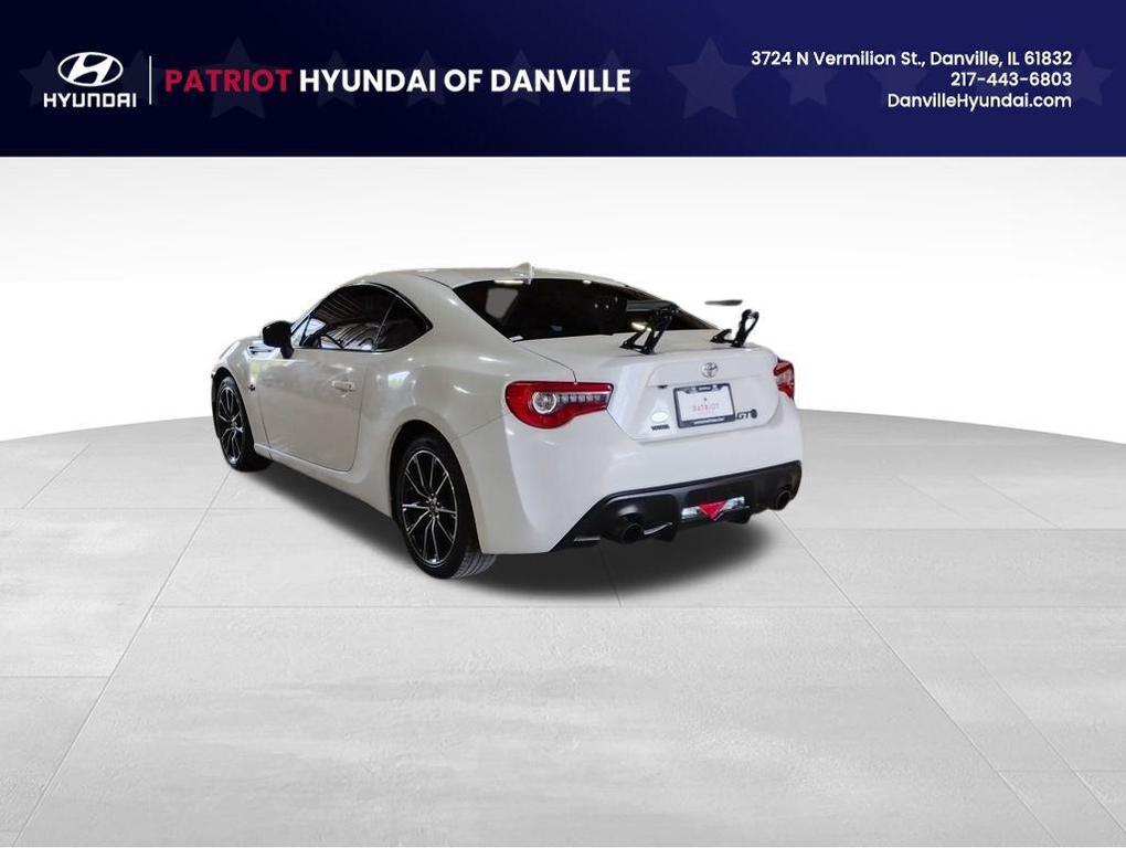 used 2017 Toyota 86 car, priced at $18,677