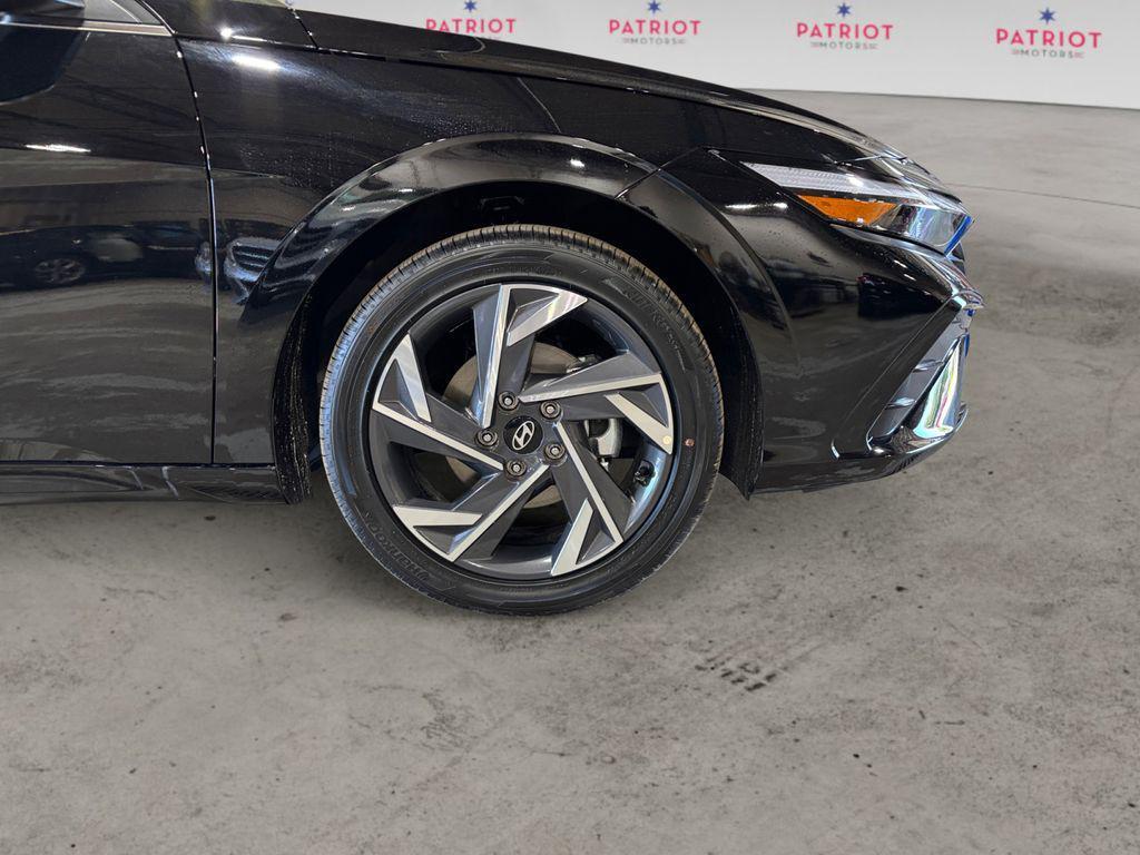 new 2025 Hyundai ELANTRA HEV car, priced at $25,883