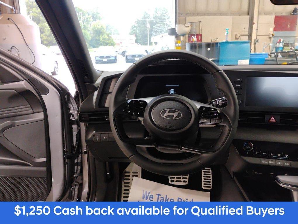 new 2025 Hyundai Elantra car, priced at $23,007