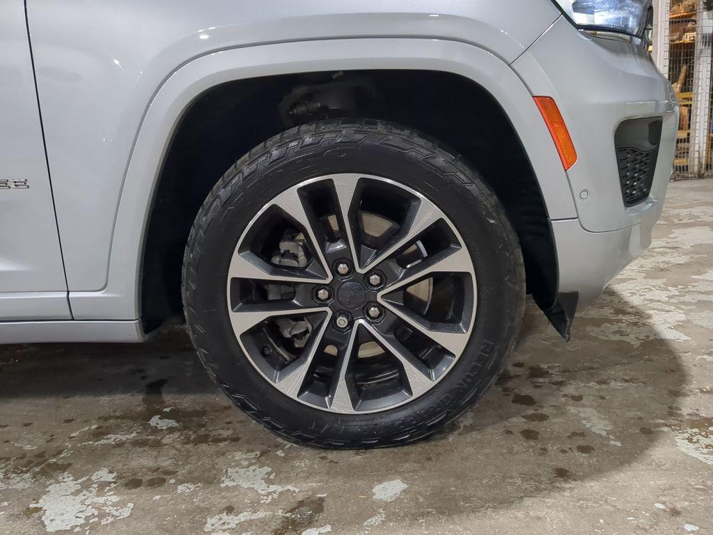 used 2021 Jeep Grand Cherokee L car, priced at $31,961