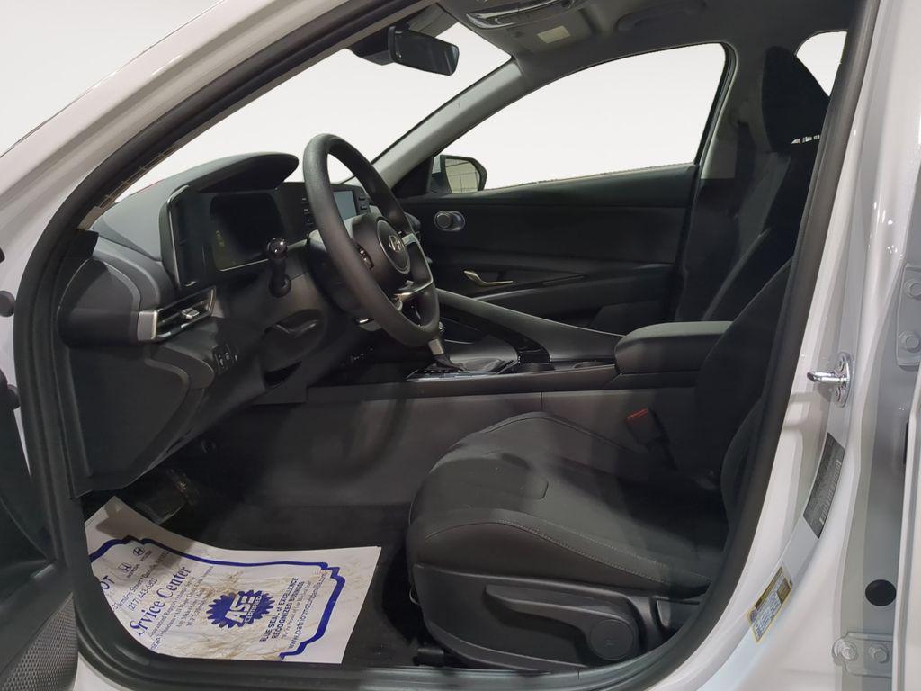 new 2025 Hyundai ELANTRA HEV car, priced at $22,022