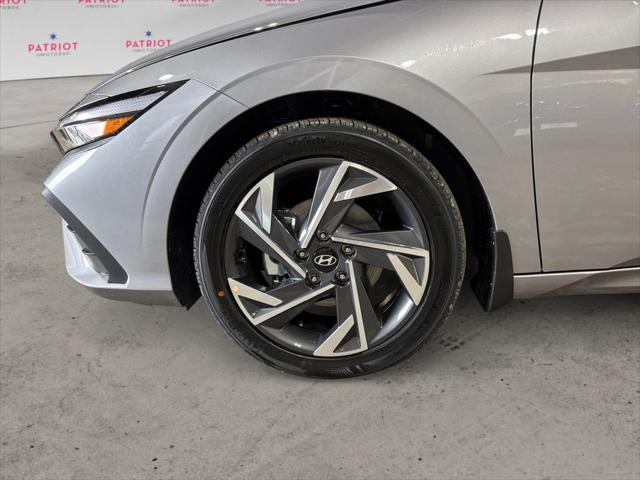 new 2025 Hyundai Elantra car, priced at $22,912