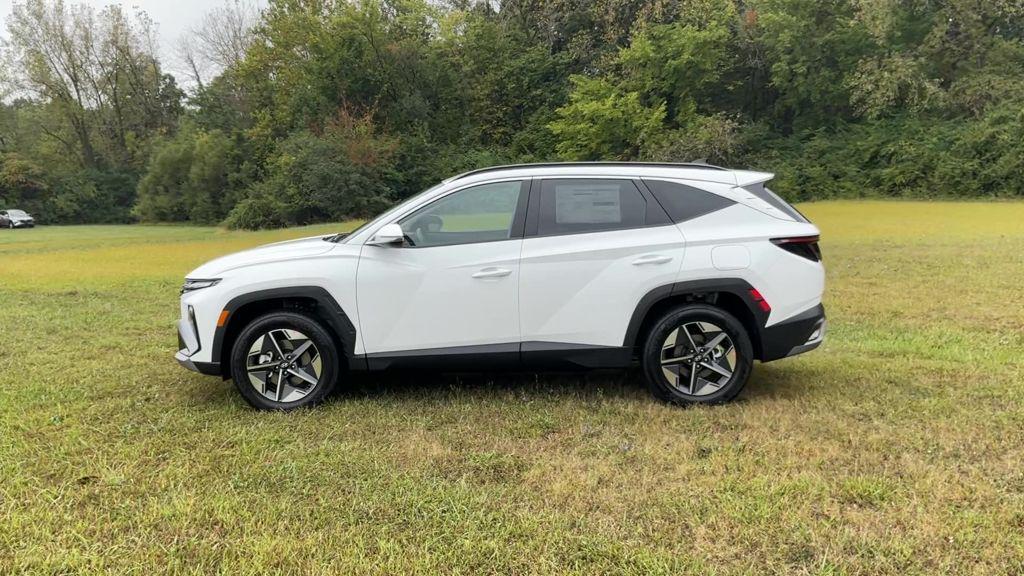 new 2026 Hyundai Tucson car, priced at $30,998