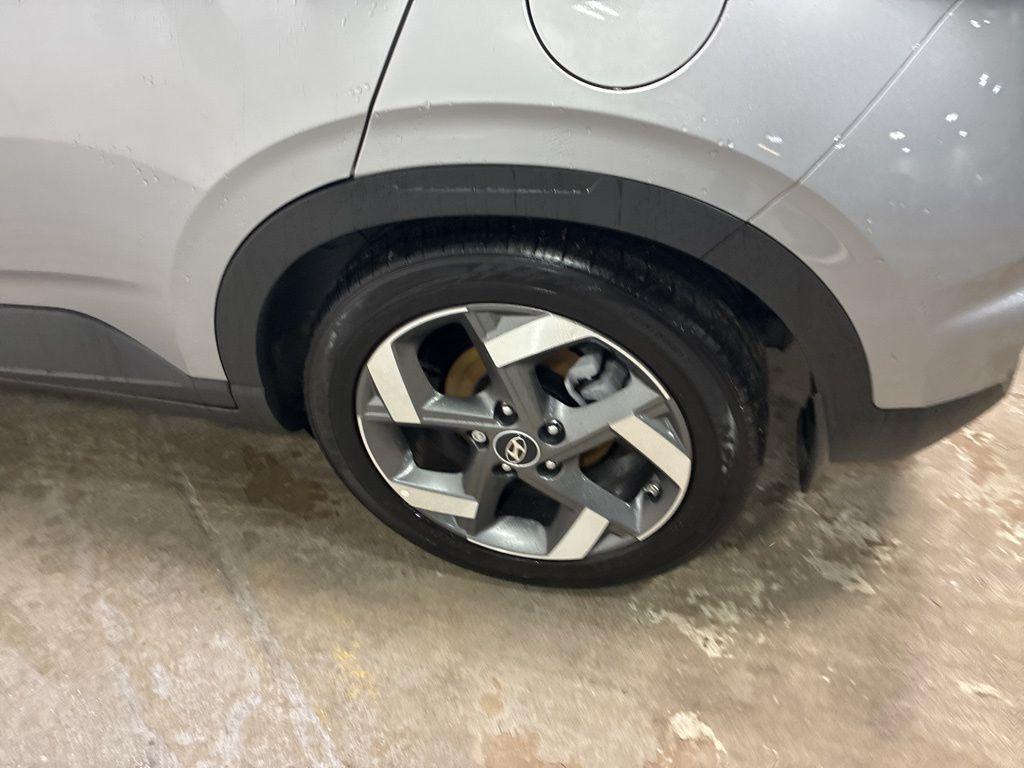 new 2025 Hyundai Venue car, priced at $21,275