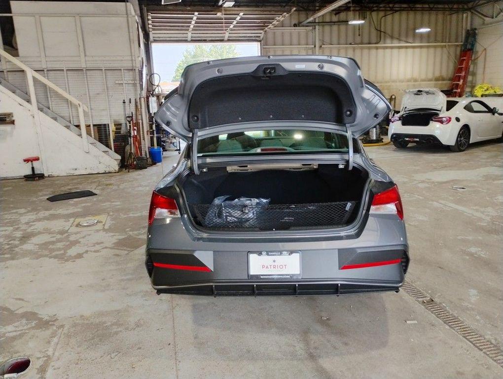 new 2025 Hyundai Elantra car, priced at $21,239