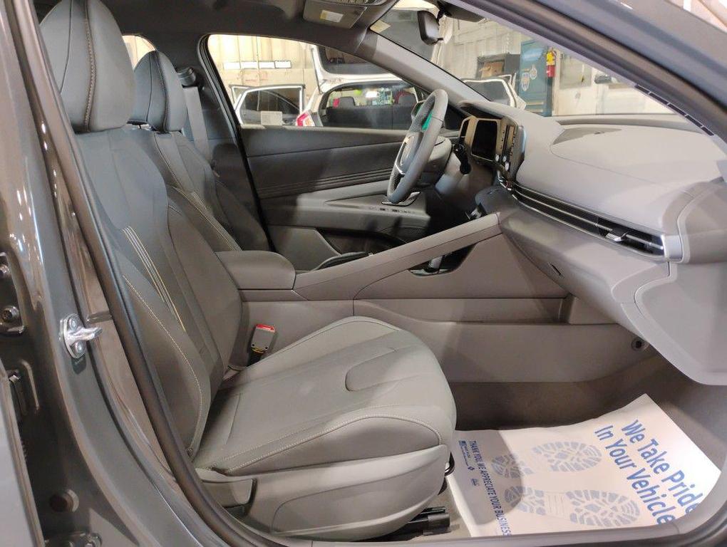 new 2025 Hyundai Elantra car, priced at $21,239