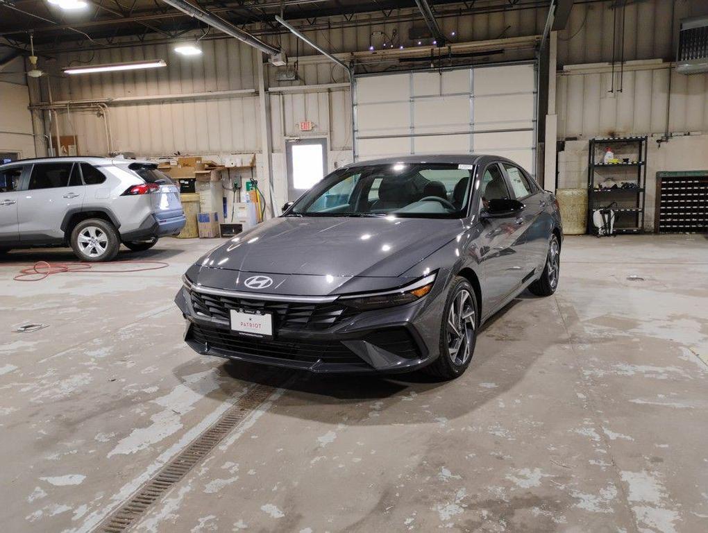 new 2025 Hyundai Elantra car, priced at $21,239