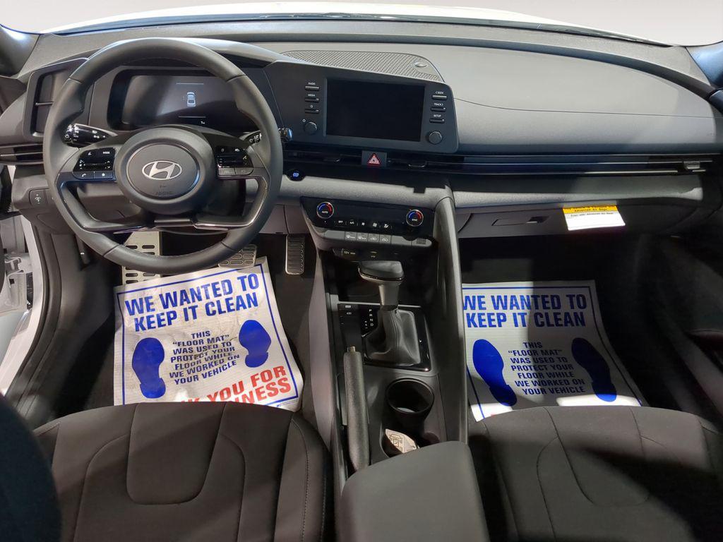 new 2025 Hyundai Elantra car, priced at $21,660