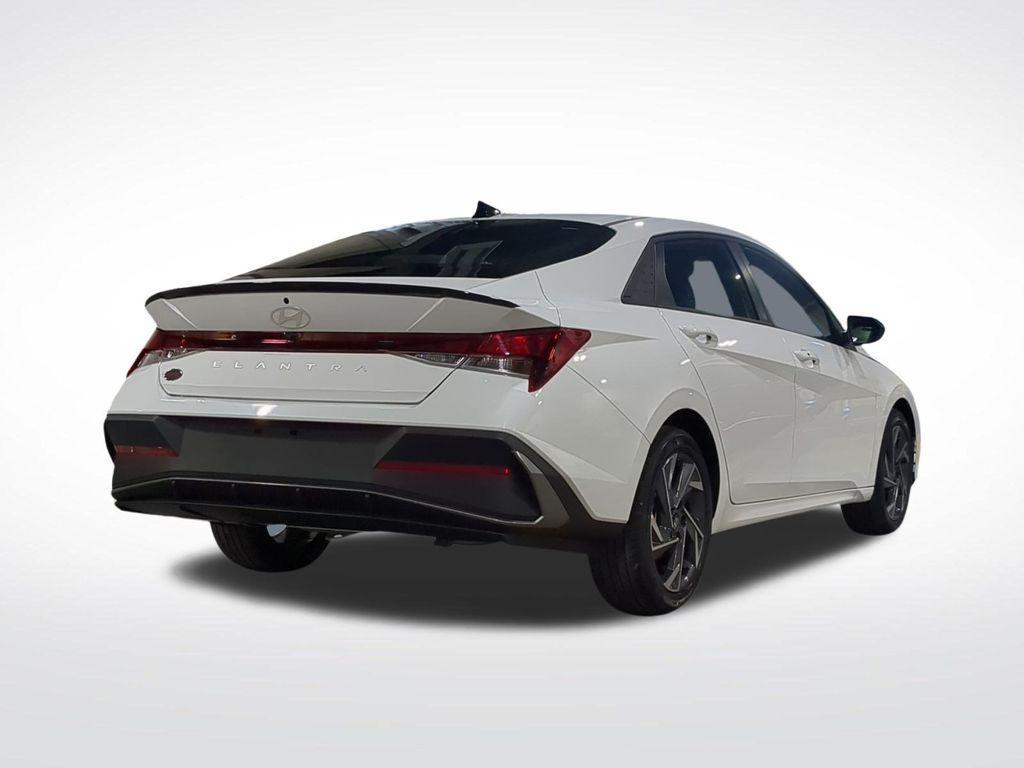 new 2025 Hyundai Elantra car, priced at $21,660