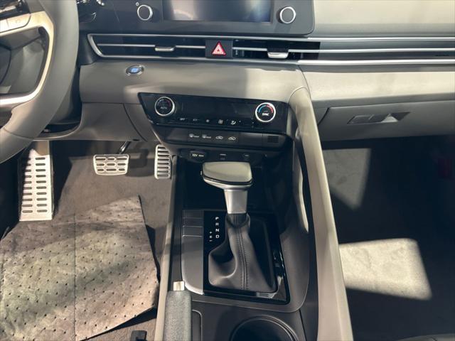 new 2025 Hyundai Elantra car, priced at $22,964