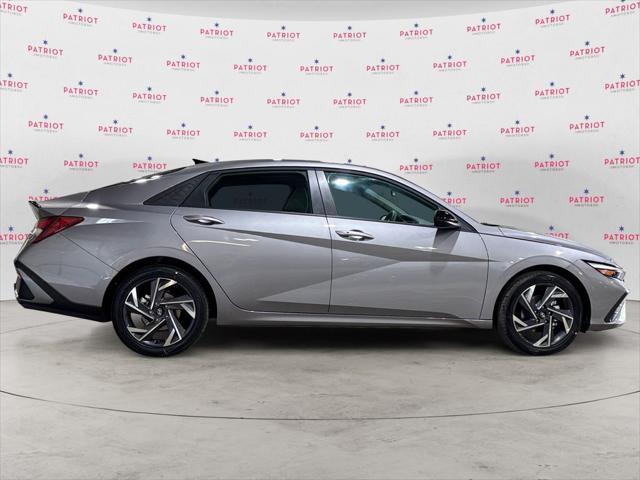 new 2025 Hyundai Elantra car, priced at $22,964