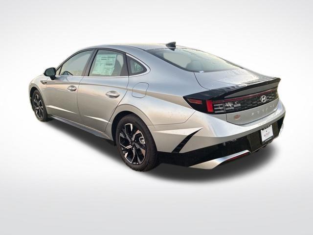 new 2025 Hyundai Sonata car, priced at $25,707