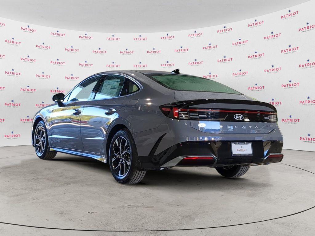 new 2025 Hyundai Sonata car, priced at $25,564