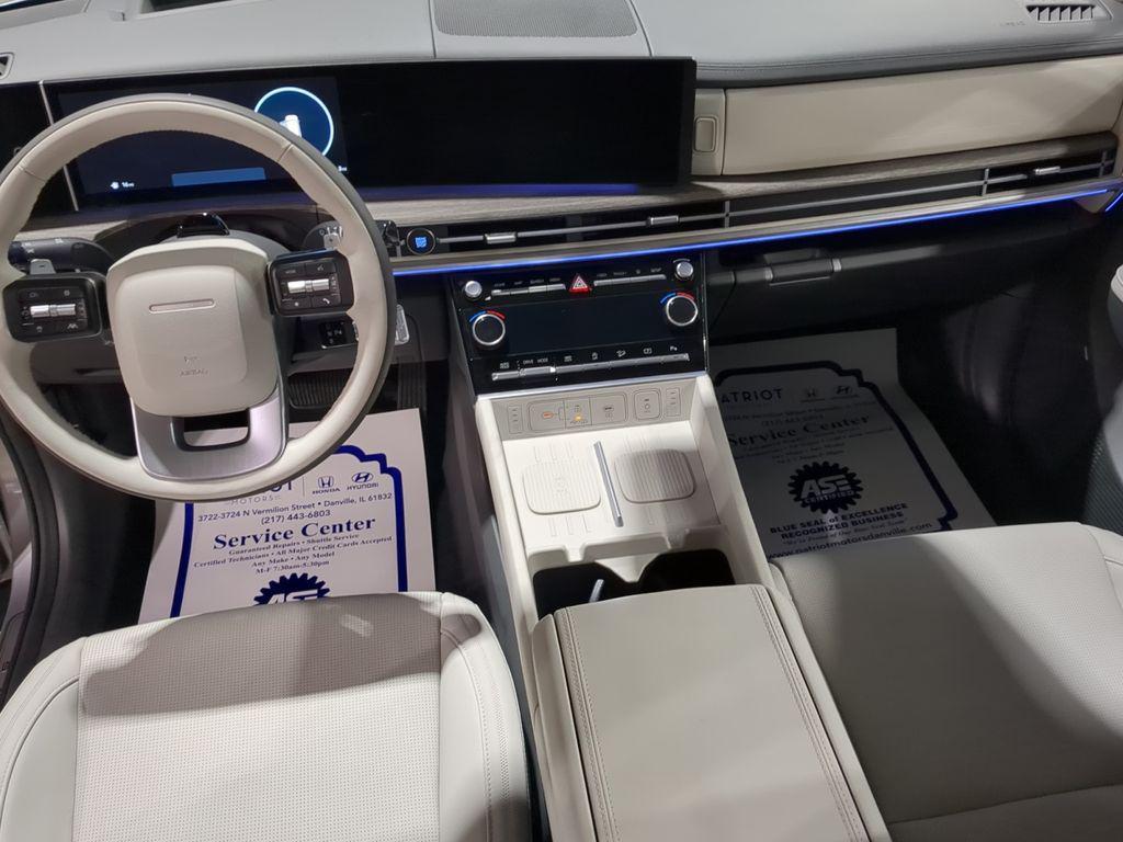 new 2025 Hyundai Santa Fe car, priced at $44,699