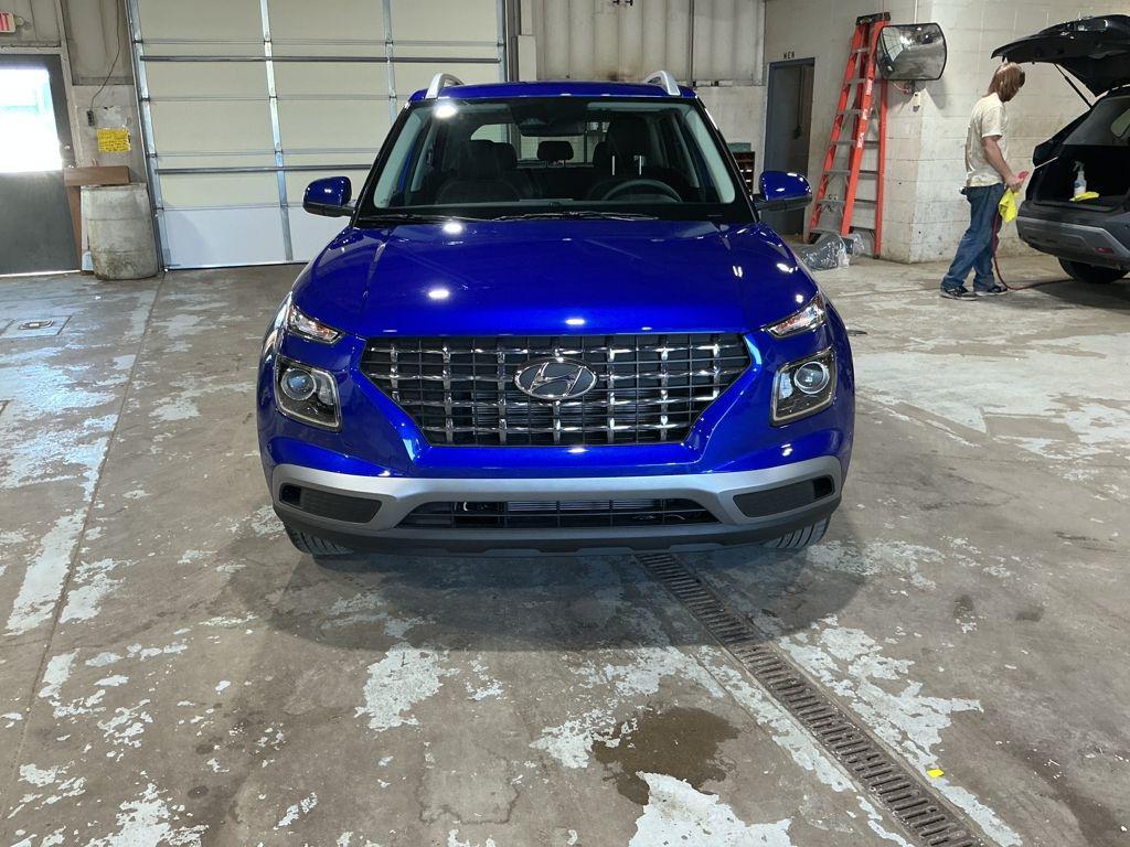 new 2025 Hyundai Venue car, priced at $20,551