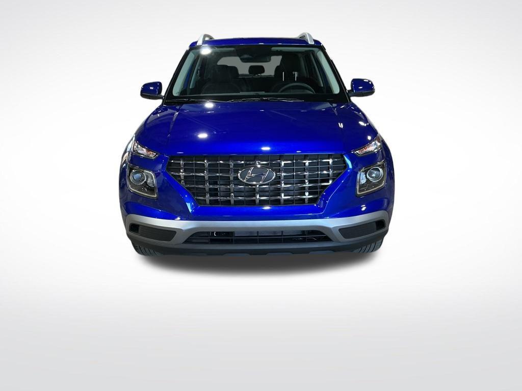 new 2025 Hyundai Venue car, priced at $22,802