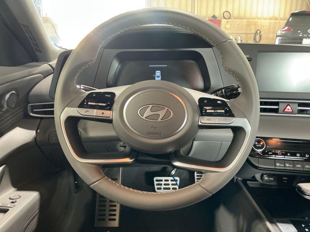 new 2025 Hyundai Elantra car, priced at $21,309