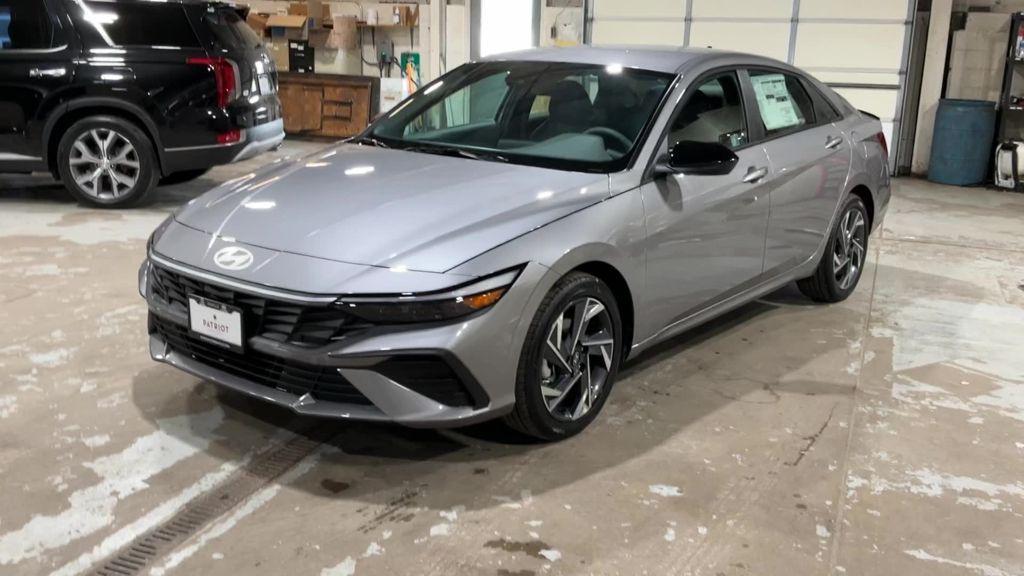 new 2025 Hyundai Elantra car, priced at $21,309