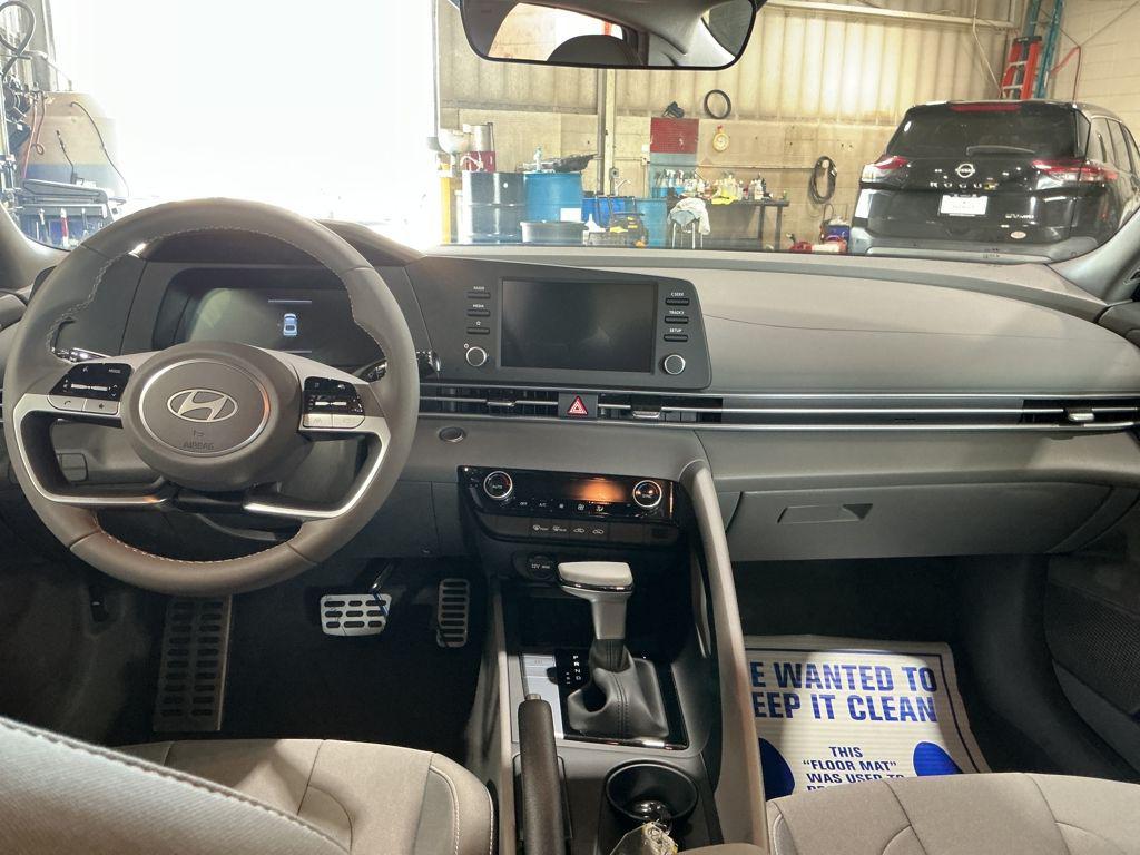 new 2025 Hyundai Elantra car, priced at $21,309