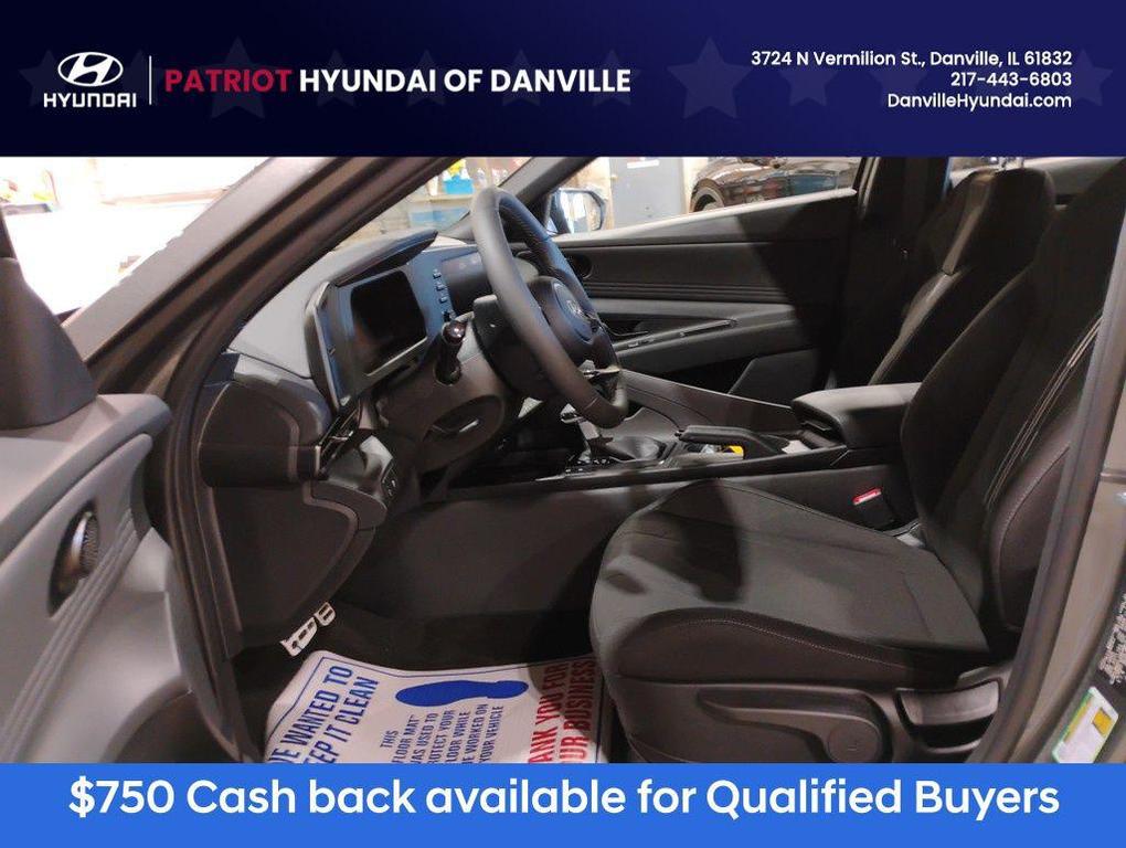 new 2025 Hyundai Elantra car, priced at $23,556