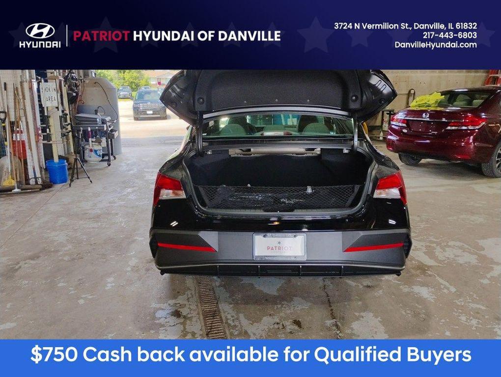 new 2025 Hyundai Elantra car, priced at $23,462