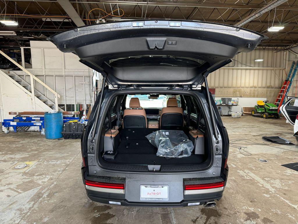 used 2024 Hyundai Santa Fe car, priced at $37,976