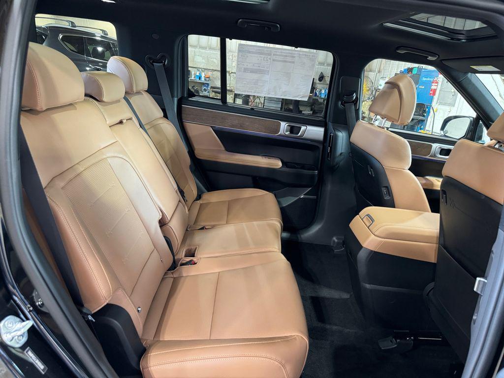 used 2024 Hyundai Santa Fe car, priced at $37,897
