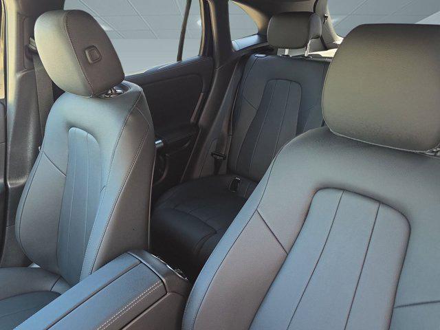 new 2025 Mercedes-Benz GLA 250 car, priced at $42,250