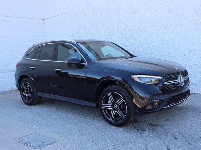 new 2025 Mercedes-Benz GLC 300 car, priced at $61,740