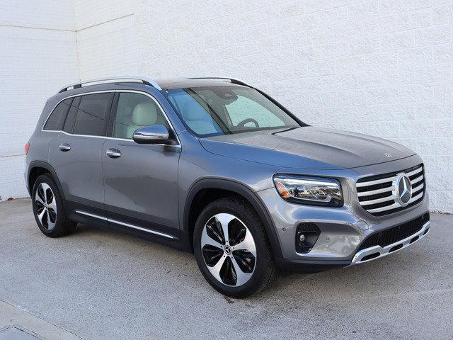 new 2025 Mercedes-Benz GLB 250 car, priced at $51,605