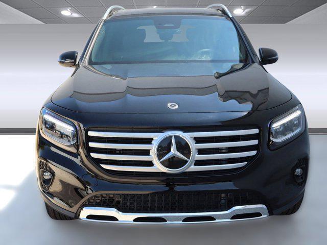 new 2024 Mercedes-Benz GLB 250 car, priced at $51,215