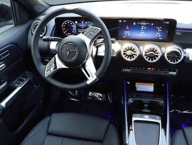 new 2024 Mercedes-Benz GLB 250 car, priced at $51,215
