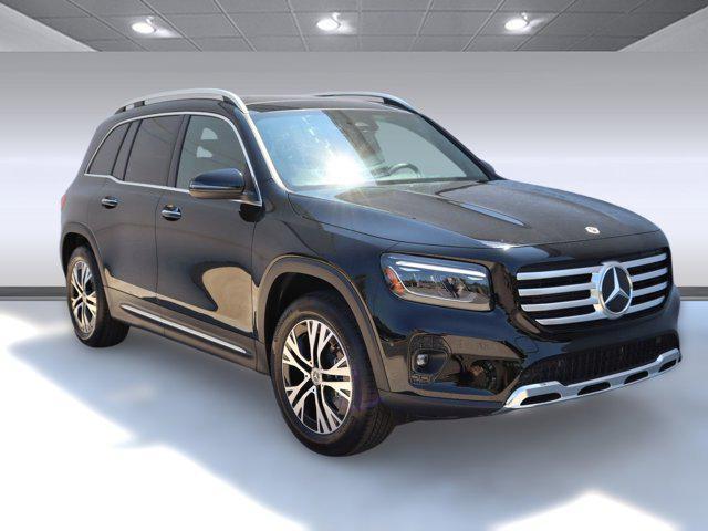 new 2024 Mercedes-Benz GLB 250 car, priced at $51,215