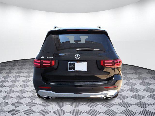 new 2024 Mercedes-Benz GLB 250 car, priced at $51,215