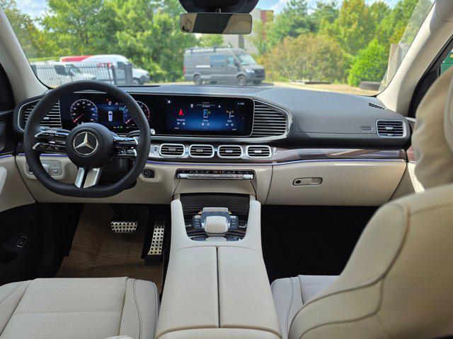 new 2026 Mercedes-Benz GLS 450 car