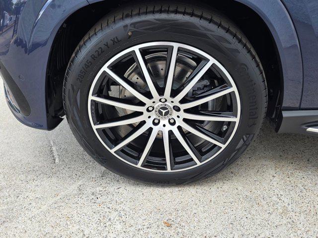 new 2026 Mercedes-Benz GLS 450 car