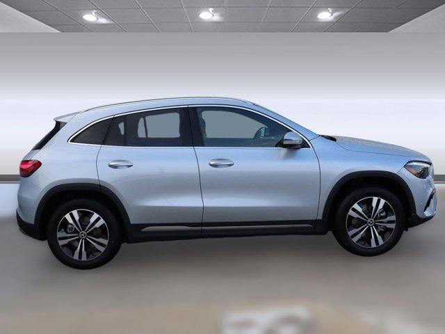 used 2025 Mercedes-Benz GLA 250 car, priced at $44,702