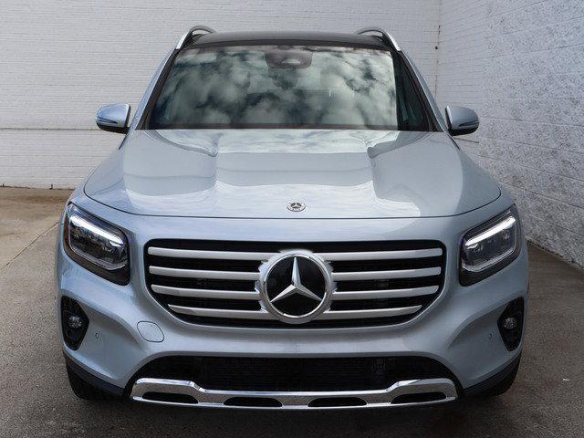 new 2025 Mercedes-Benz GLB 250 car, priced at $53,005