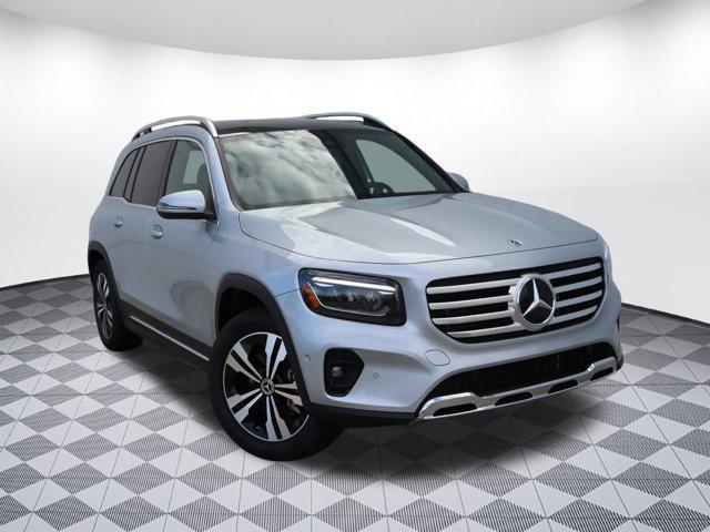 new 2025 Mercedes-Benz GLB 250 car, priced at $53,005