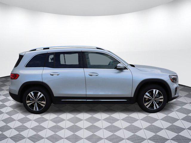 new 2025 Mercedes-Benz GLB 250 car, priced at $53,005