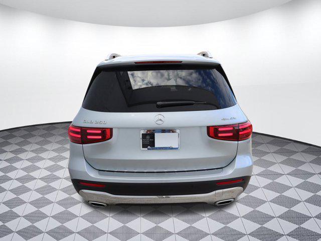 new 2025 Mercedes-Benz GLB 250 car, priced at $53,005