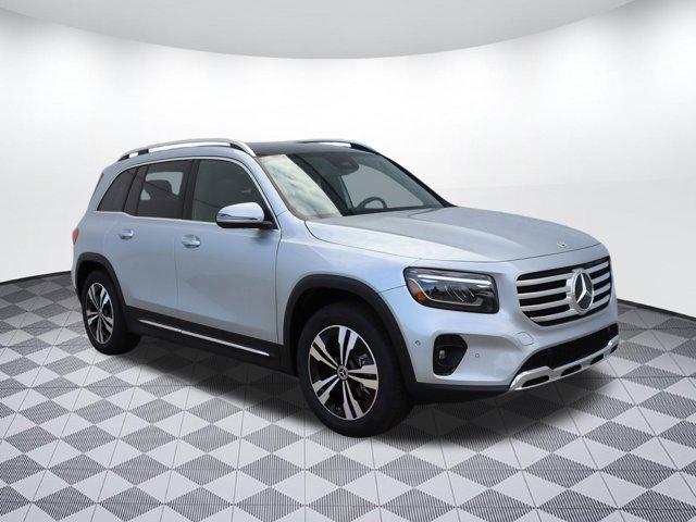 new 2025 Mercedes-Benz GLB 250 car, priced at $53,005