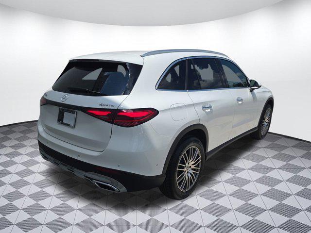 new 2025 Mercedes-Benz GLC 300 car, priced at $53,035