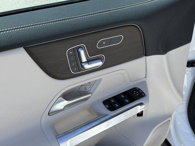new 2025 Mercedes-Benz EQB 250 car, priced at $60,565