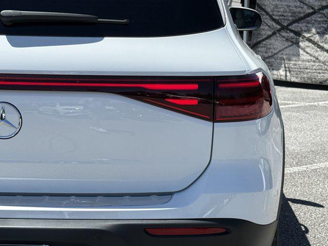 new 2025 Mercedes-Benz EQB 250 car, priced at $60,565