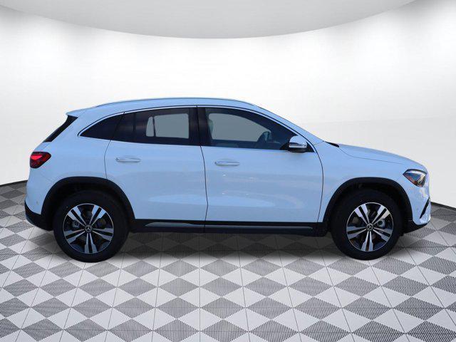 new 2025 Mercedes-Benz GLA 250 car, priced at $46,755