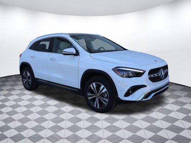 new 2025 Mercedes-Benz GLA 250 car, priced at $46,755