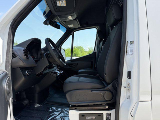 new 2025 Mercedes-Benz Sprinter 2500 car, priced at $62,108