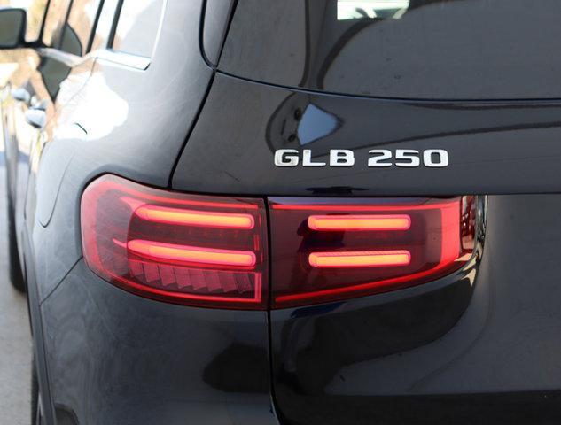 new 2024 Mercedes-Benz GLB 250 car, priced at $51,215