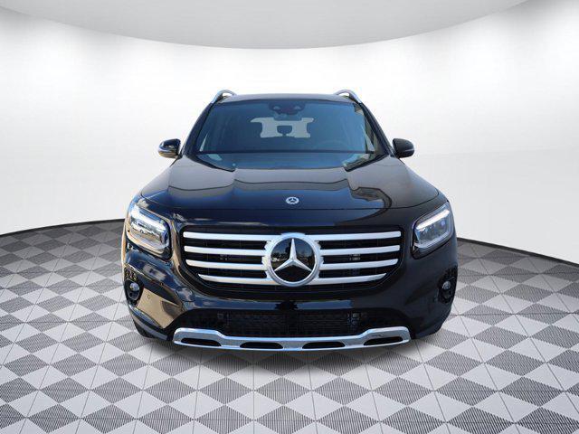 new 2024 Mercedes-Benz GLB 250 car, priced at $51,215